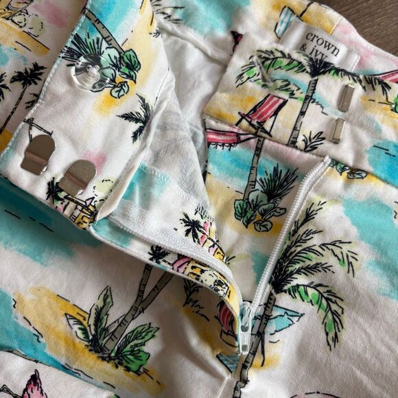 Crown & Ivy Island Beach Summer Print Scalloped Hem Shorts Women's 6 Excellent p - Picture 4 of 8